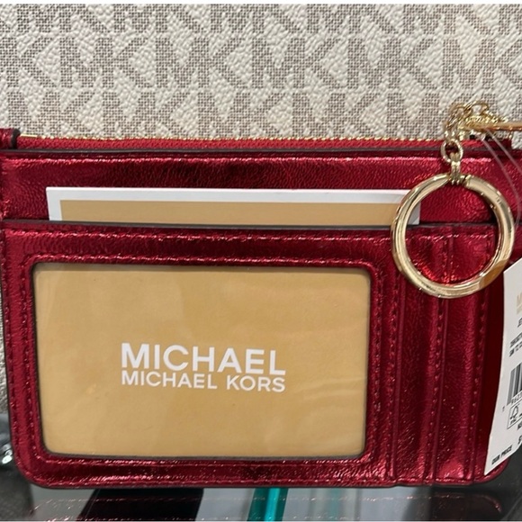 MICHAEL KORS
Jet Set Travel Small Top Zip Coin Pouch With ID
Crimson 
NWT - Picture 2 of 2